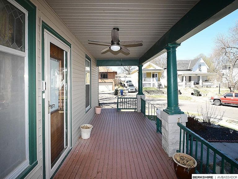 Listing photo 4
