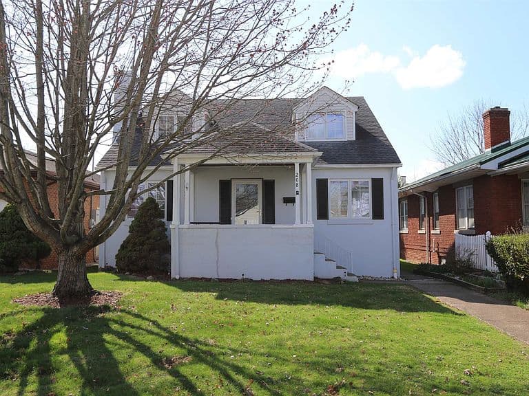Listing photo 3