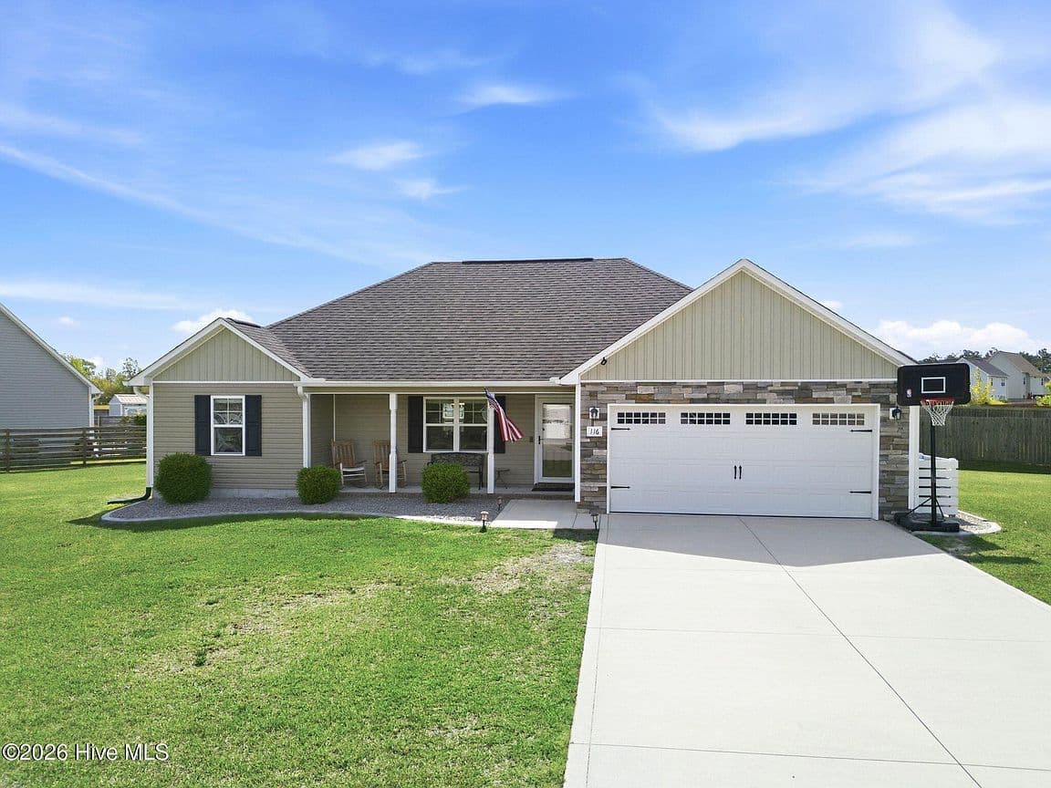 Primary listing photo