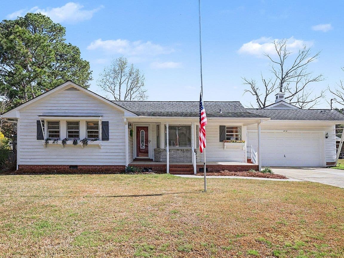 Primary listing photo