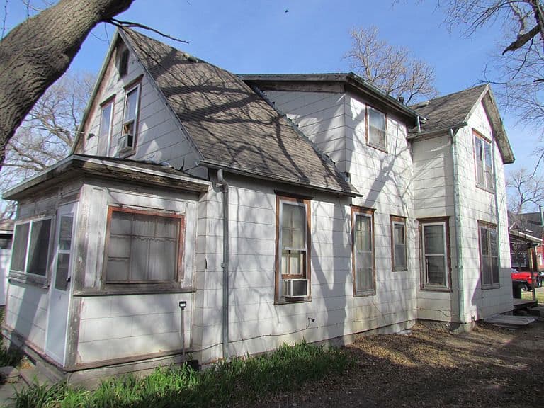 Listing photo 5