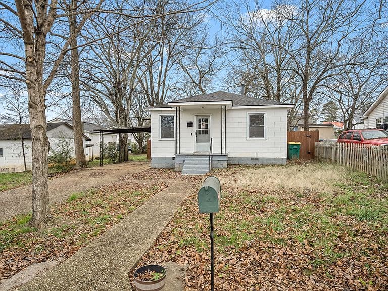 Listing photo 4
