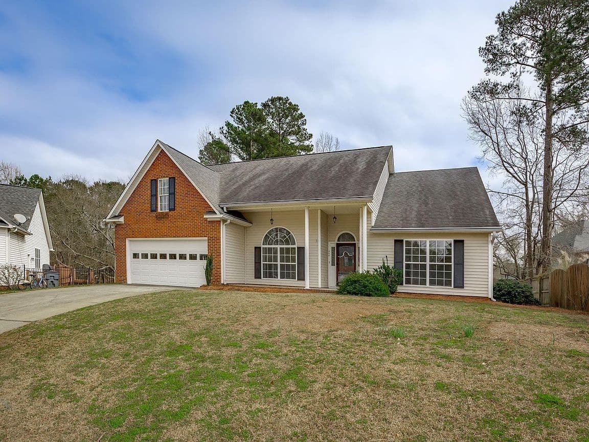 Primary listing photo