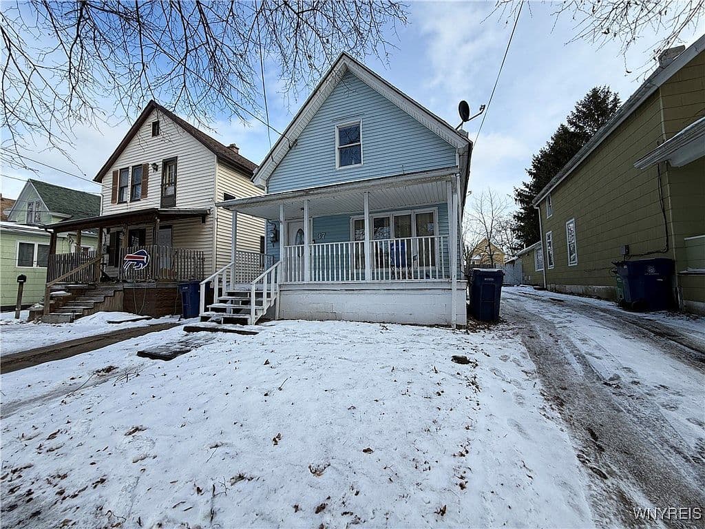 Primary listing photo