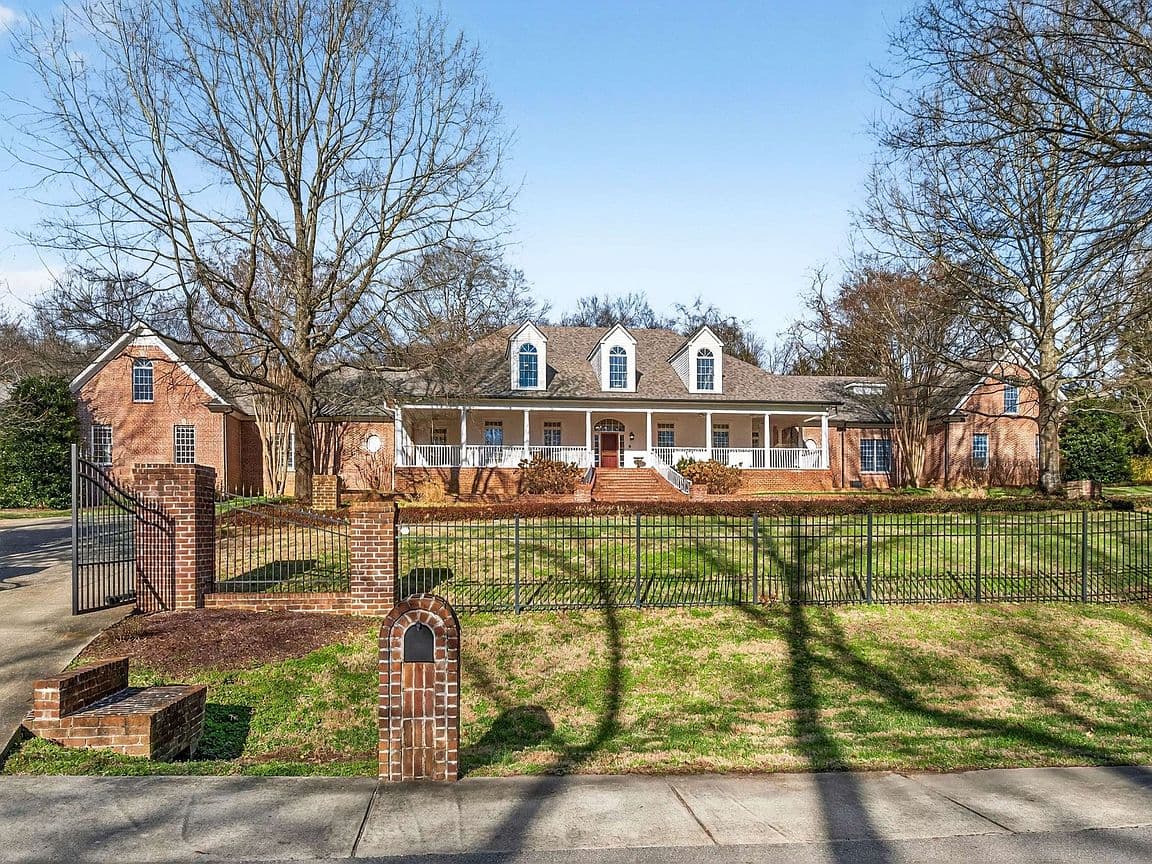 Primary listing photo