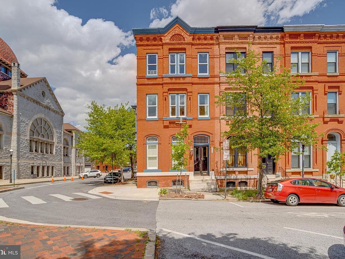 Primary listing photo