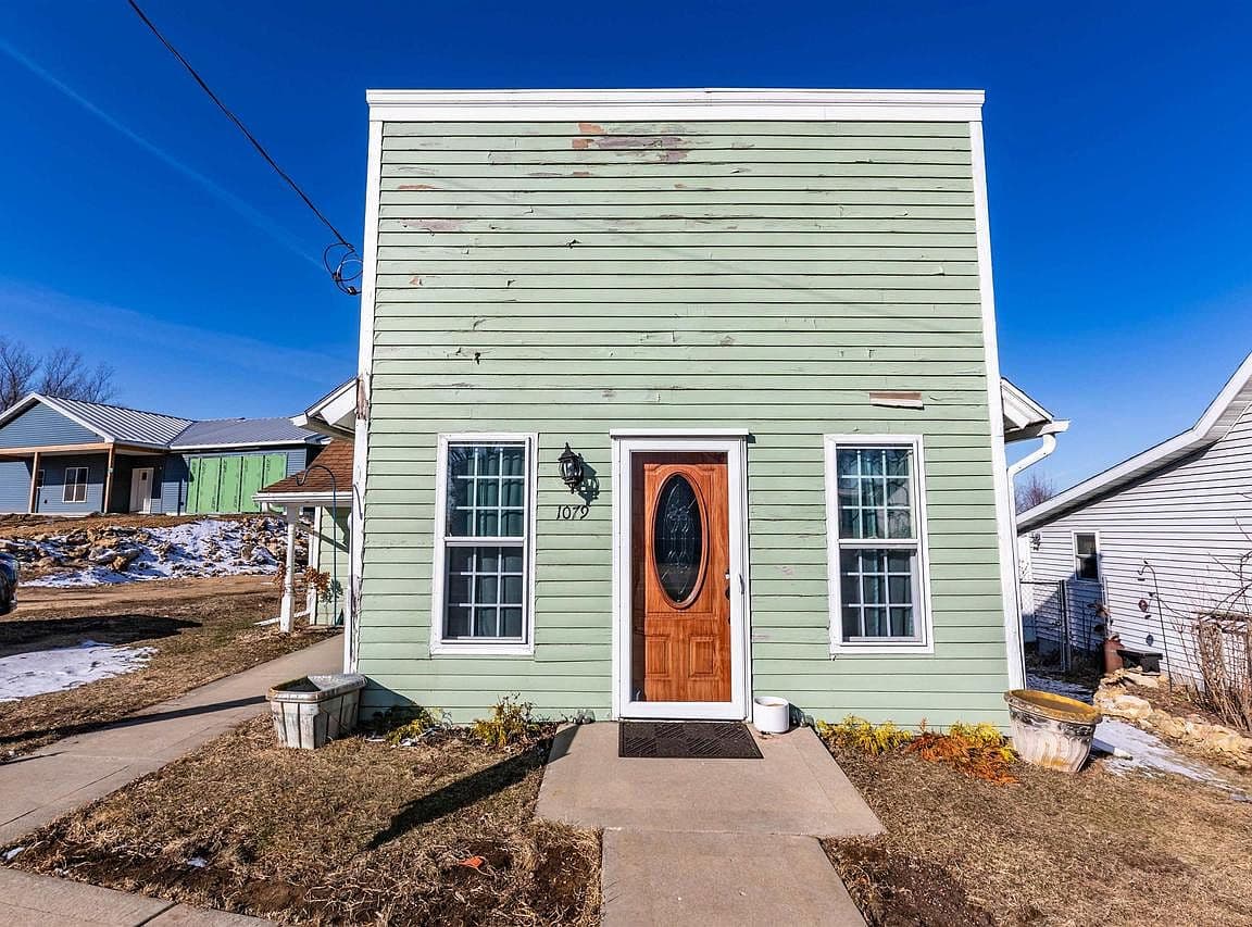 Primary listing photo