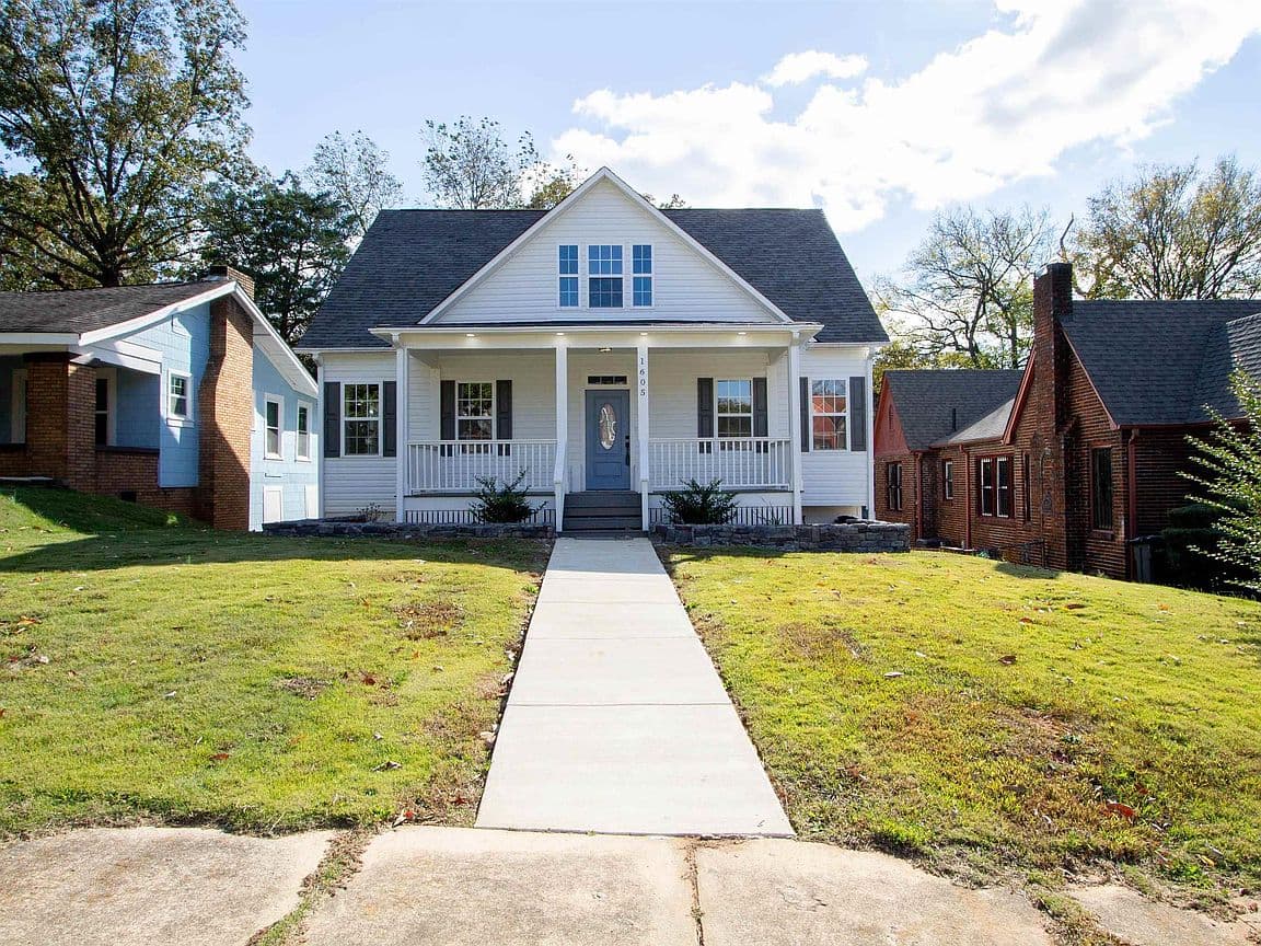 Primary listing photo