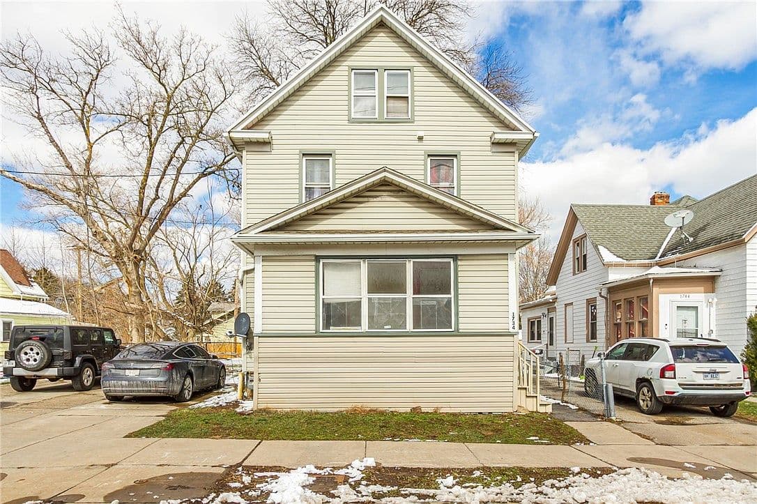 Primary listing photo