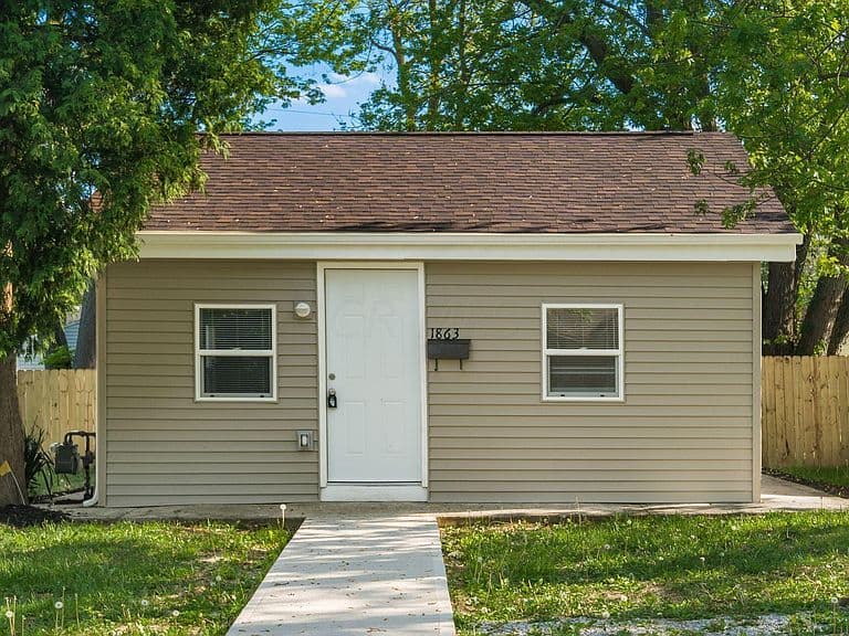 Listing photo 4
