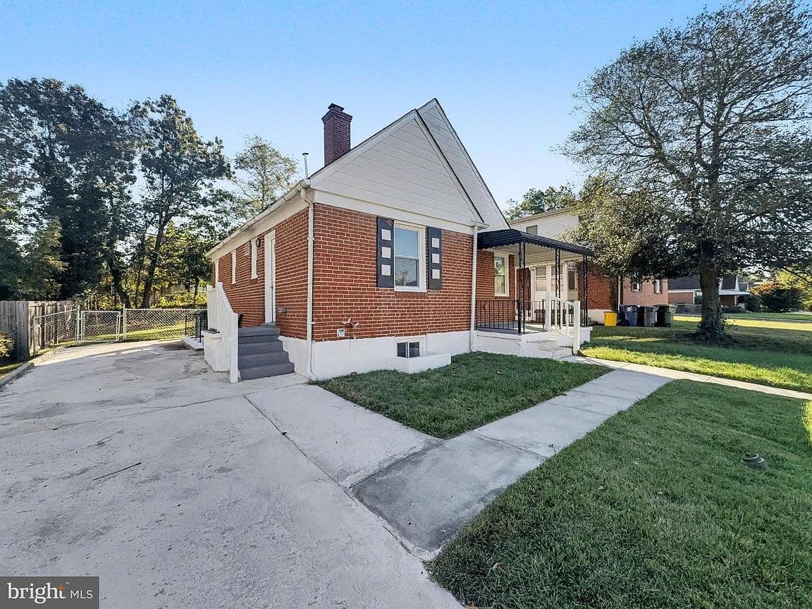 Primary listing photo