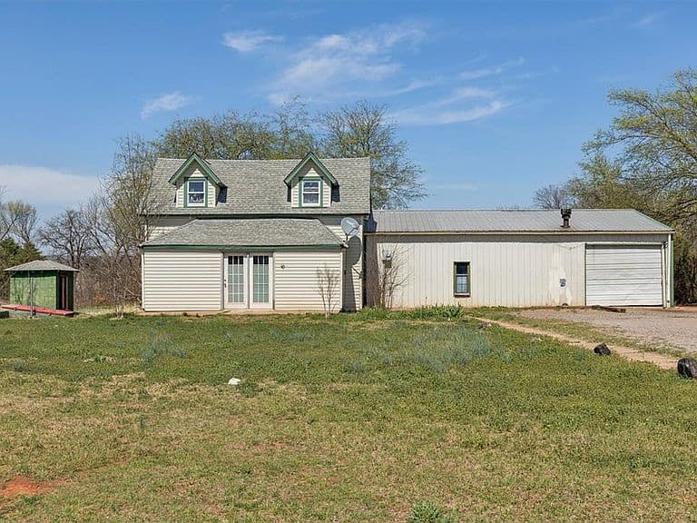 Listing photo 4