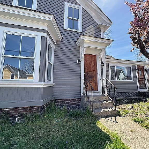 Listing photo 3