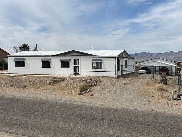 Listing photo