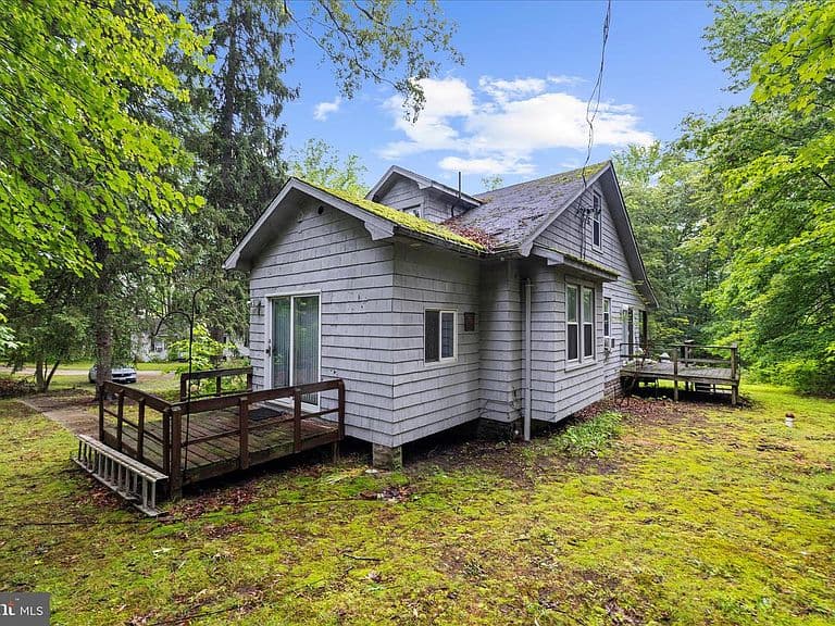 Listing photo 5