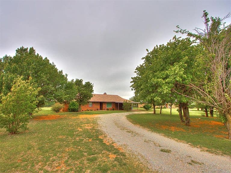 Listing photo 4