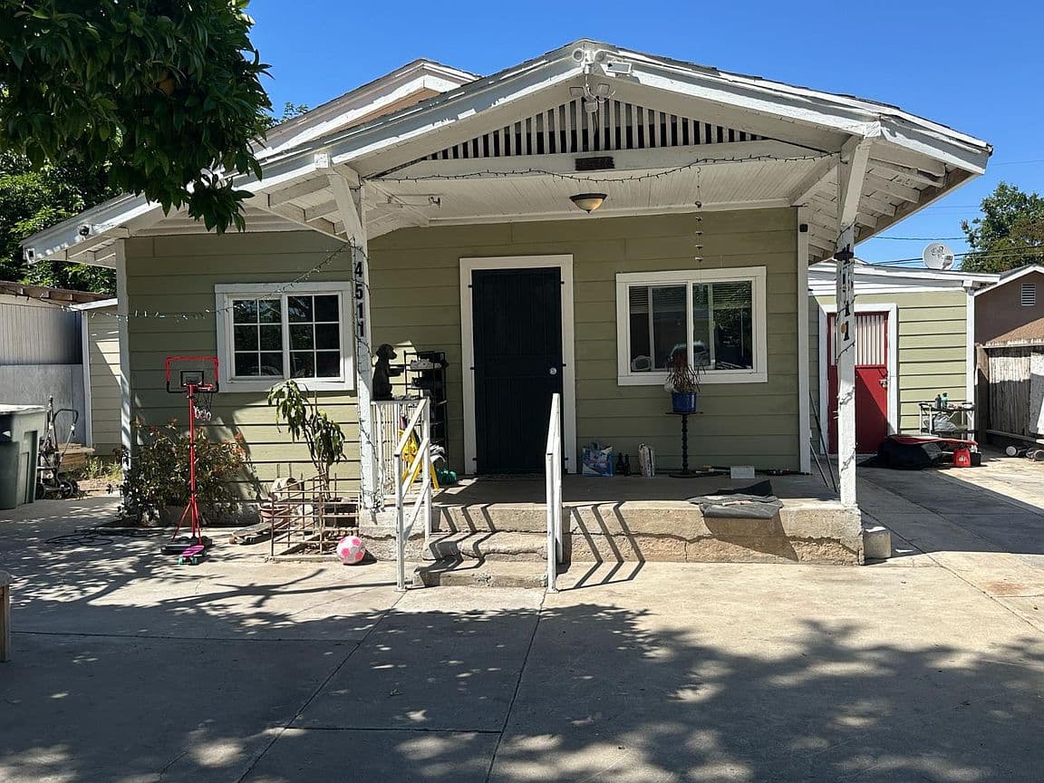 Primary listing photo
