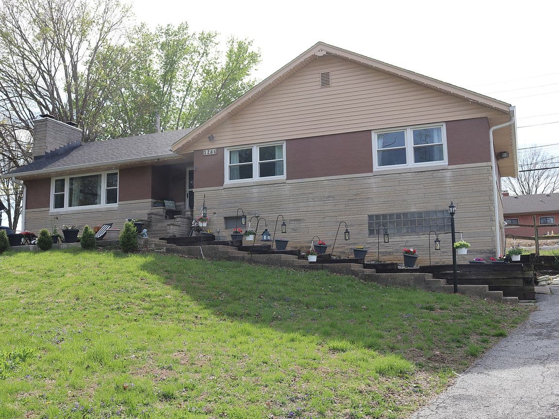 Primary listing photo