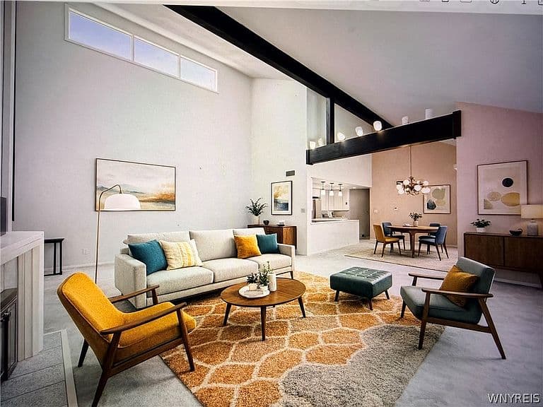 Listing photo 3