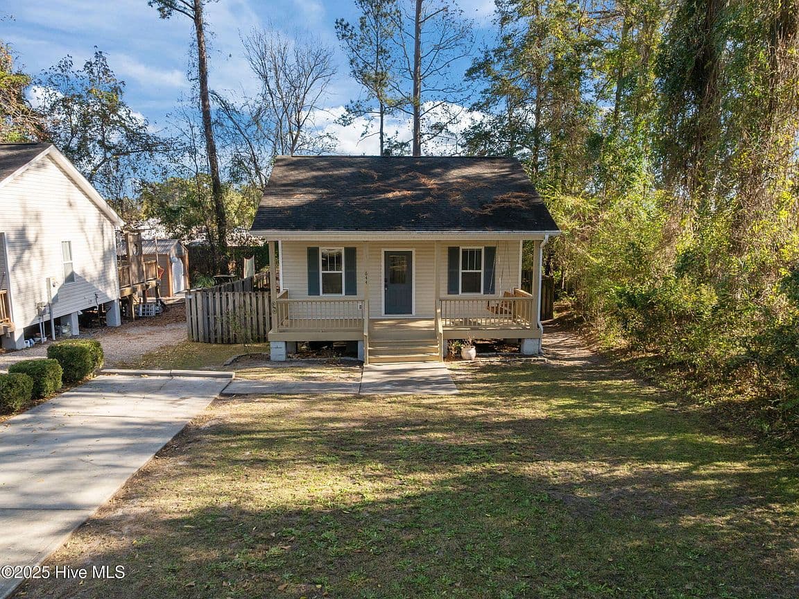 Primary listing photo