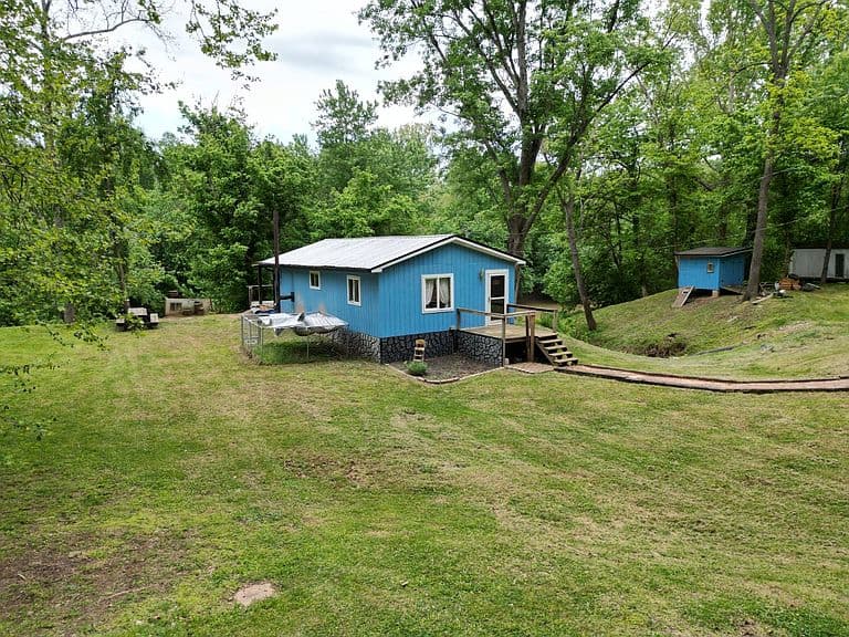 Listing photo