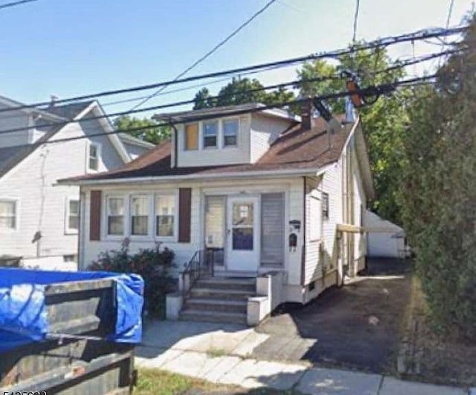 Listing photo 3