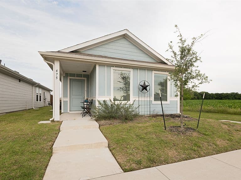 Listing photo 3