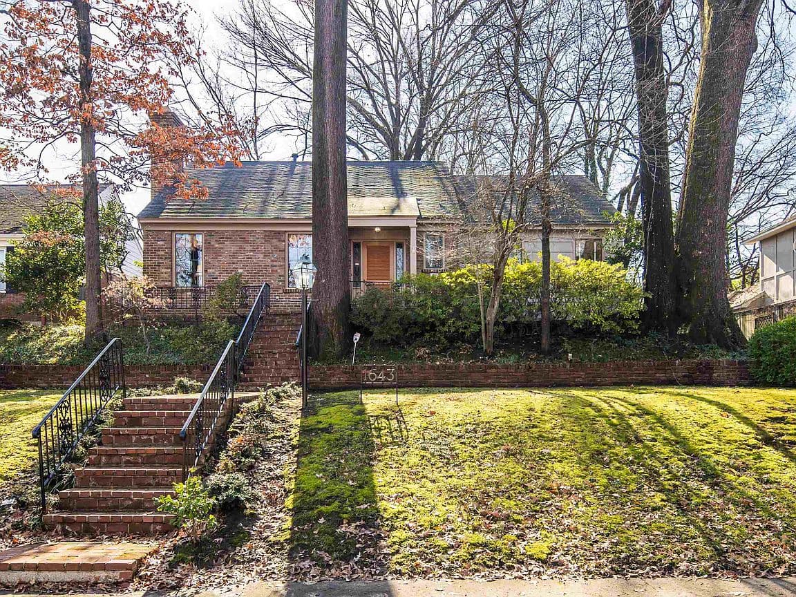 Primary listing photo