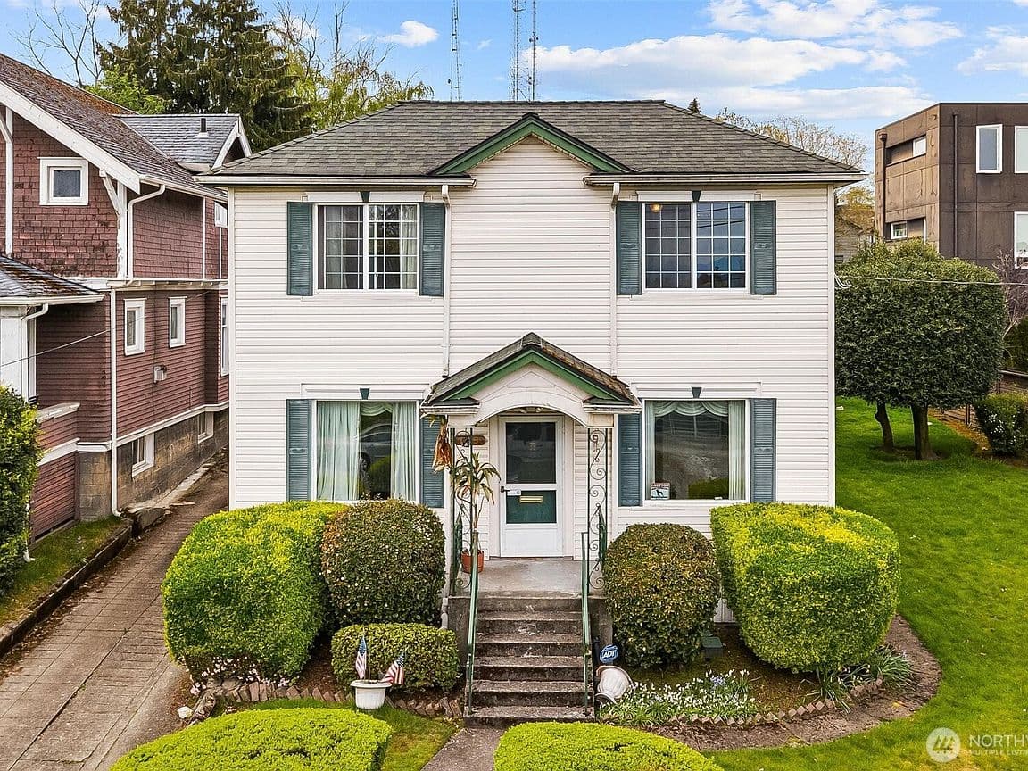 Primary listing photo