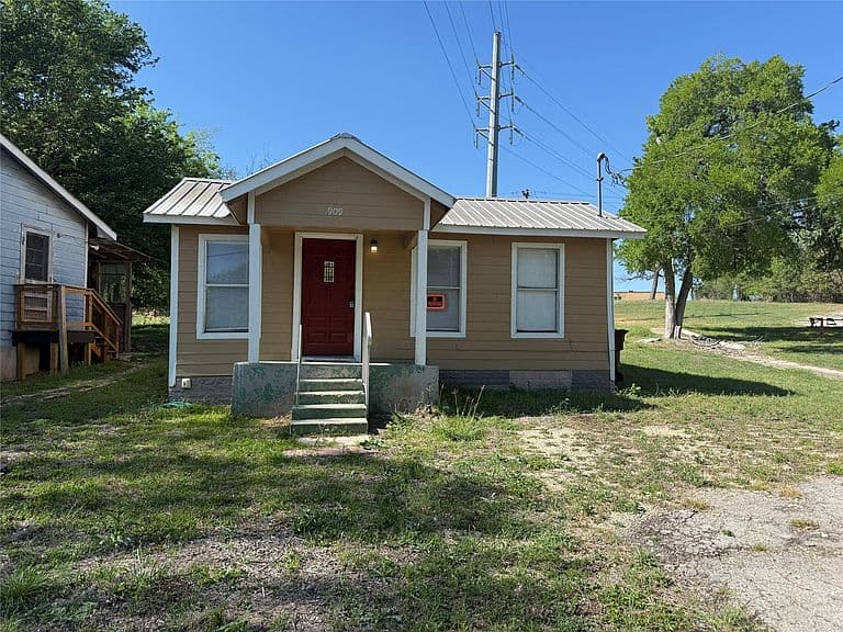 Listing photo