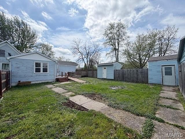 Listing photo 5