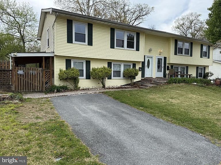 Listing photo 3