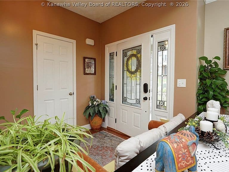 Listing photo 4