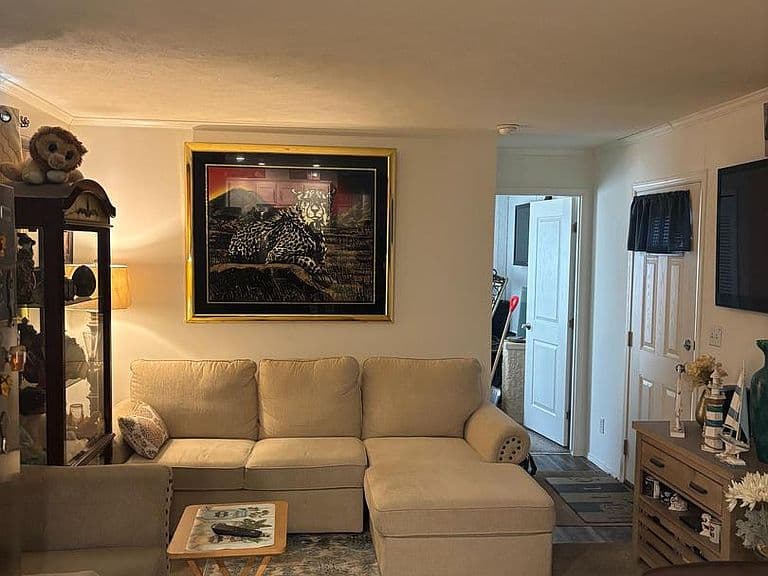 Listing photo 5