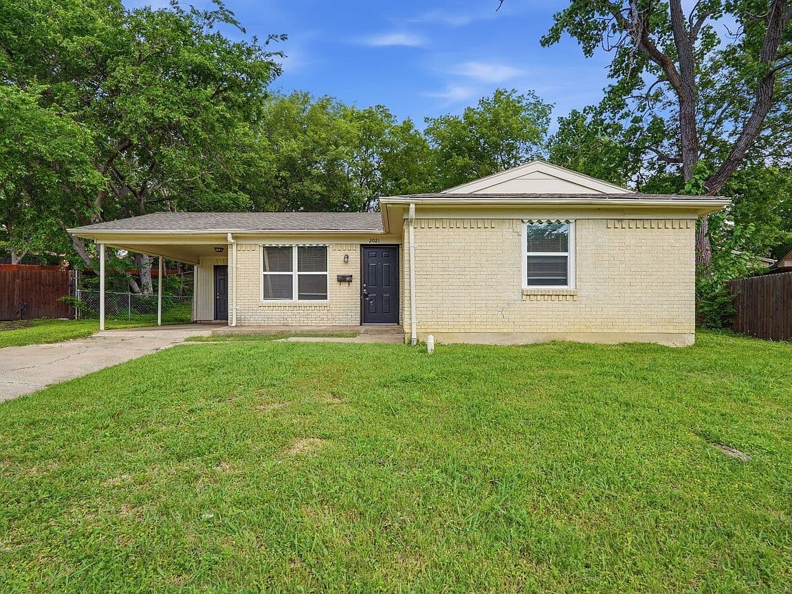 Primary listing photo