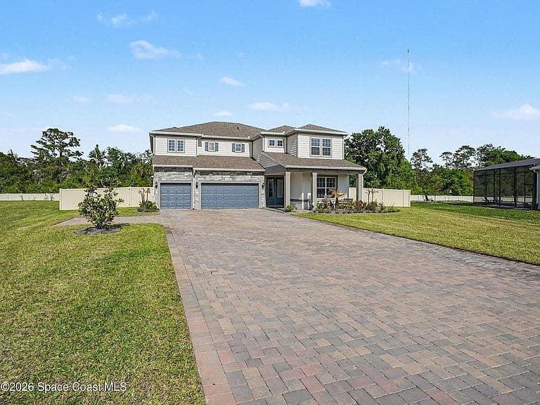Listing photo 3