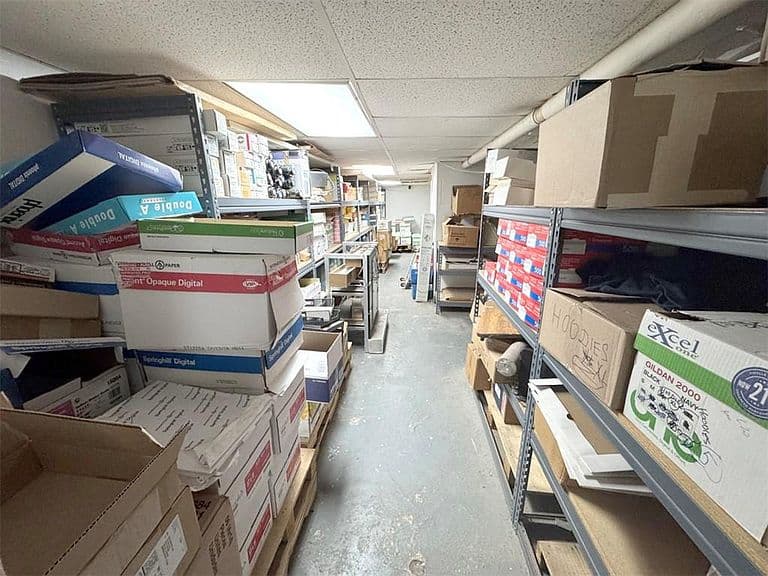 Listing photo 5