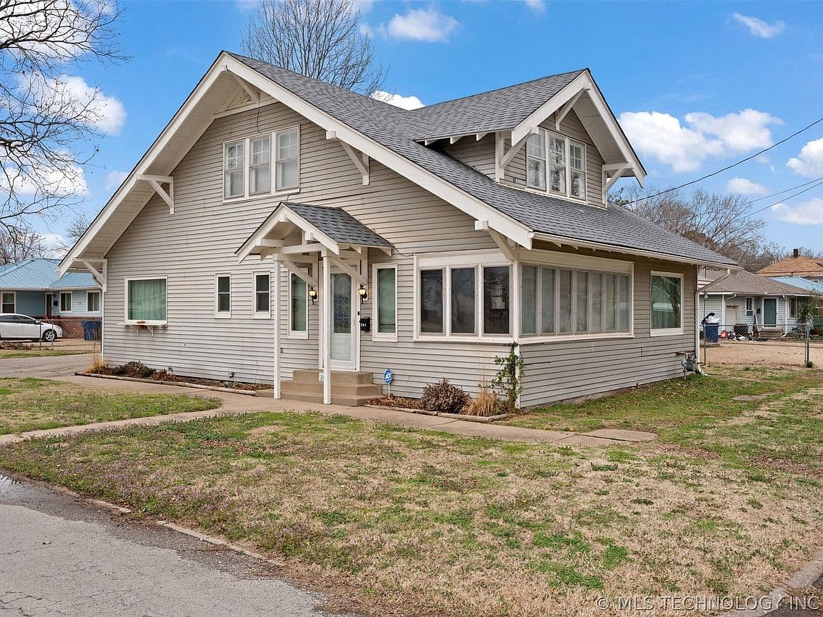 Primary listing photo