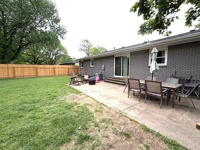 Listing photo 4