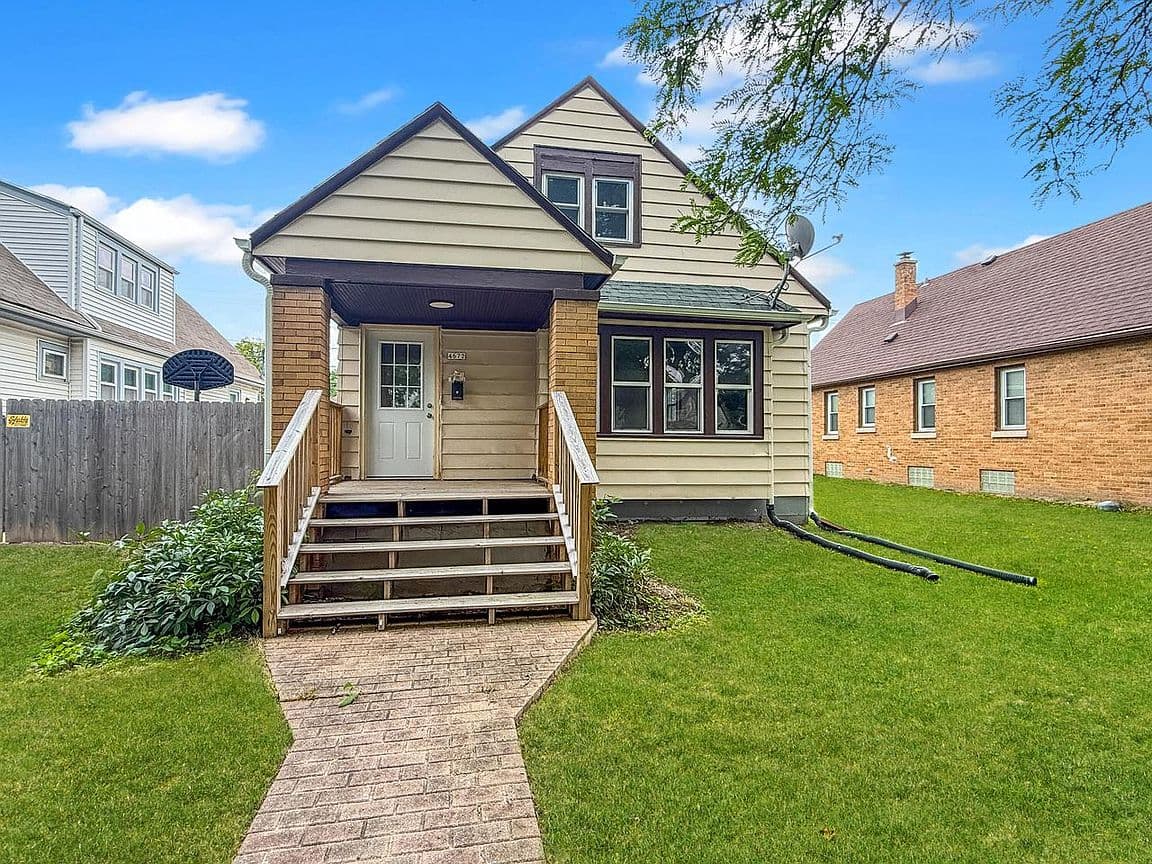 Primary listing photo