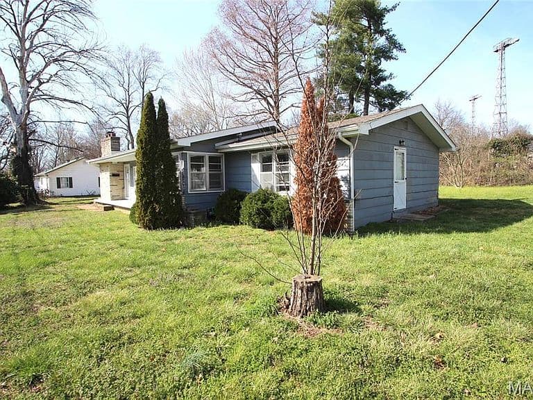 Listing photo 4