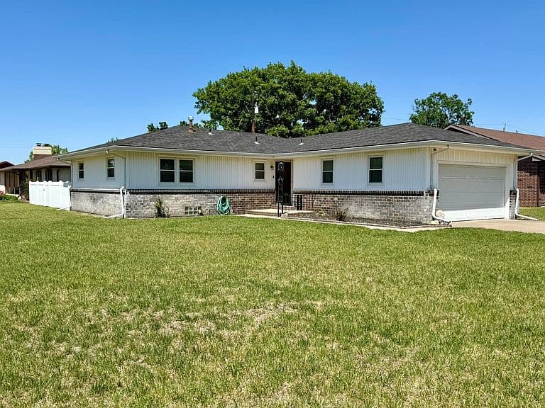 Listing photo
