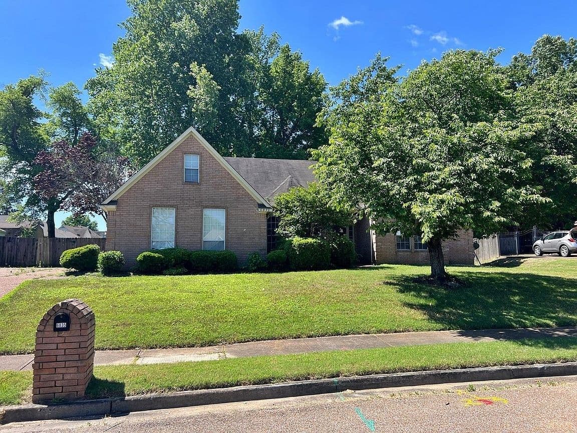 Primary listing photo