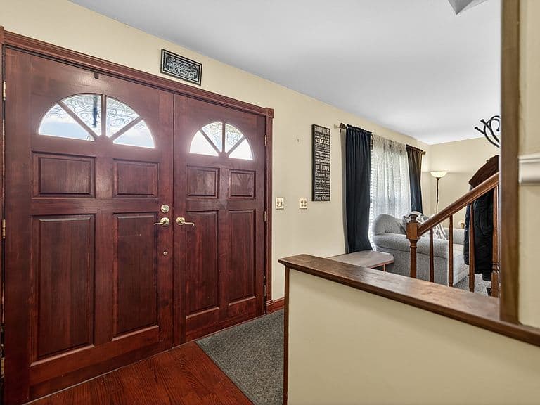 Listing photo 4