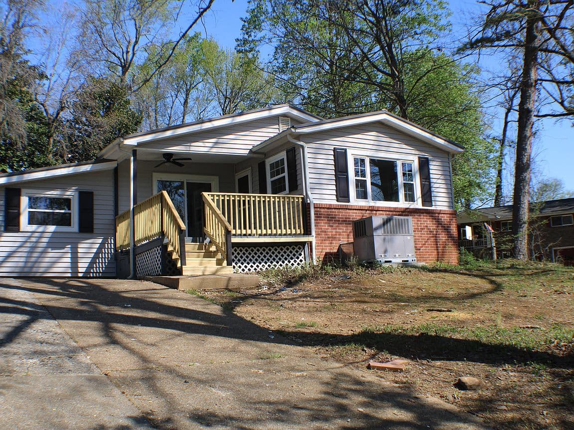 Primary listing photo