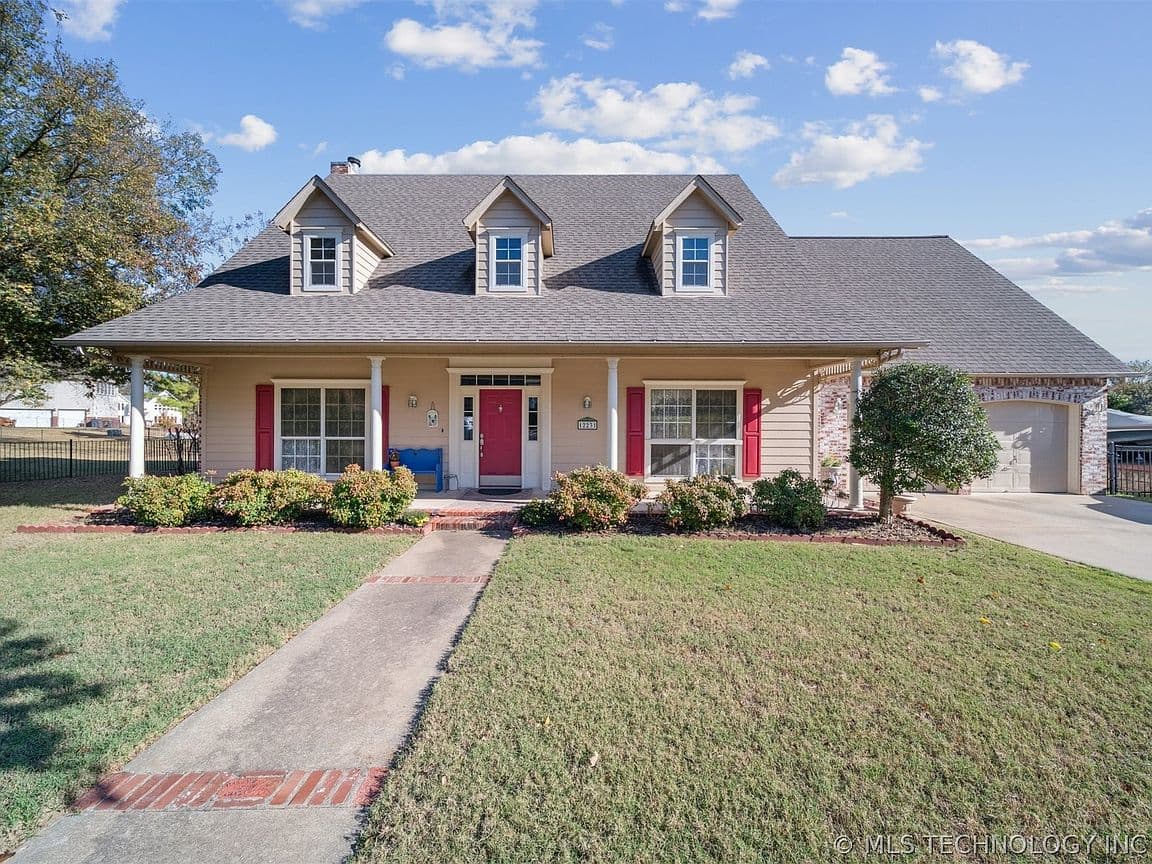 Primary listing photo