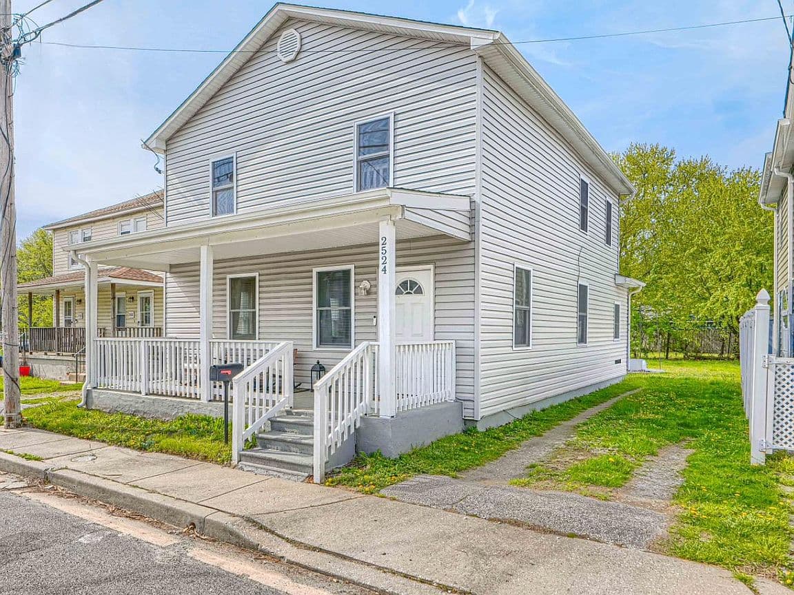 Primary listing photo