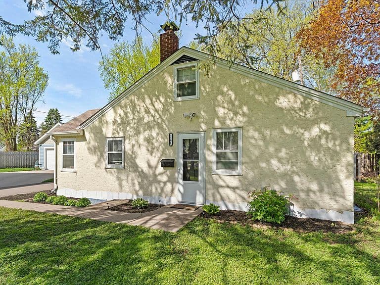 Listing photo 4