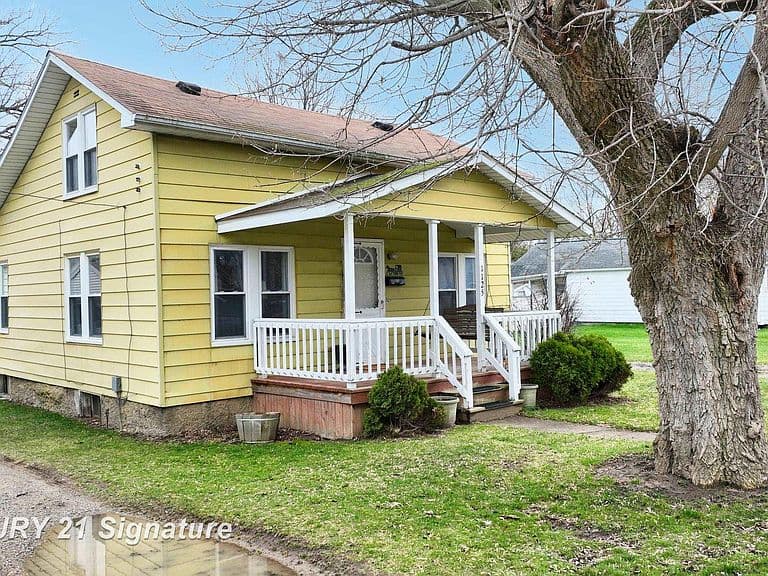 Listing photo 4