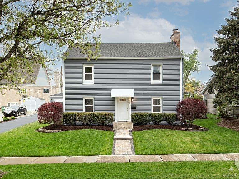 Listing photo 2